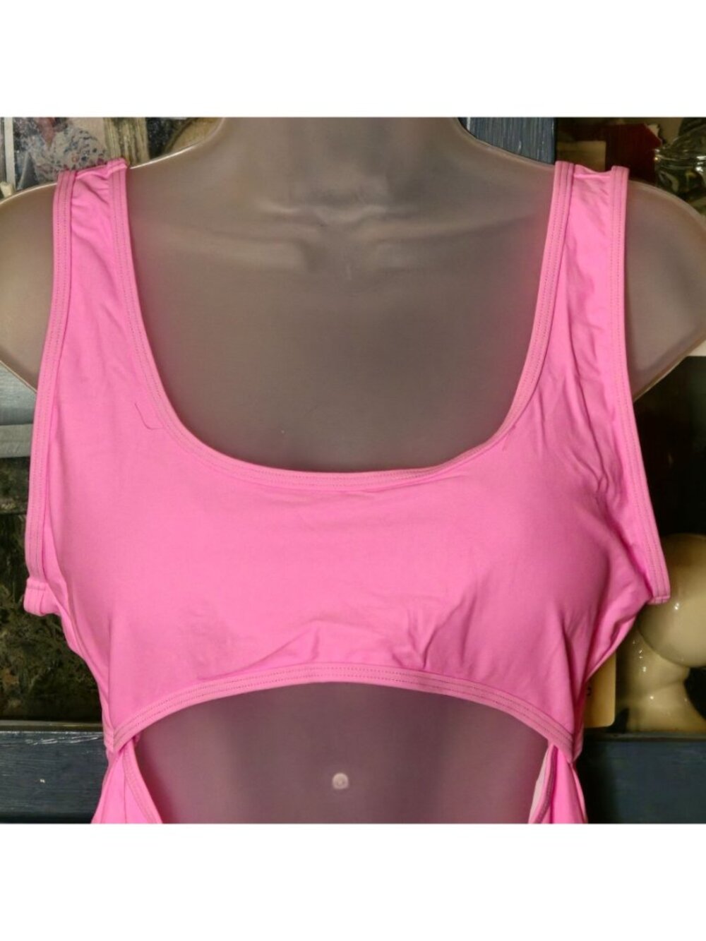 Pink One Piece Swimsuit XL Cutout Tank Scoop Neck Lined Removable Padding - Picture 2 of 10